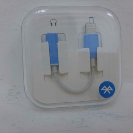   ADAPTADOR AUXILIAR HEMBRA A IPHONE BT *